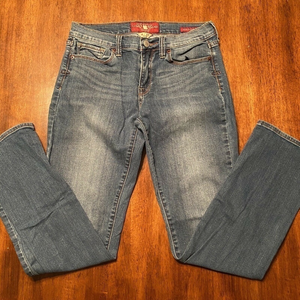 Lucky Brand Sofia Straight Size 4 Medium Wash